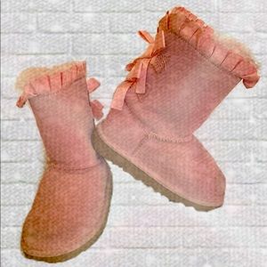 Ugg Girl’s Bailey Bow II Genuine Shearling Boot🎀